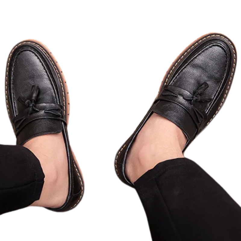 Thick Sole & Fringe Detailing Retro Slip-On Leather Loafers for Men
