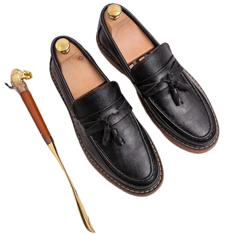 Thick Sole & Fringe Detailing Retro Slip-On Leather Loafers for Men