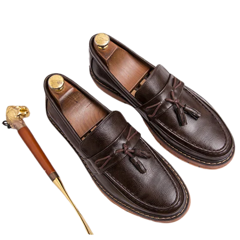 Thick Sole & Fringe Detailing Retro Slip-On Leather Loafers for Men