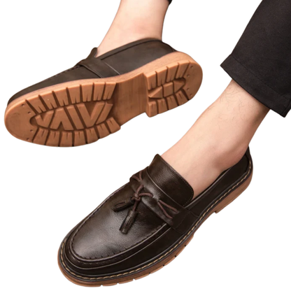 Thick Sole & Fringe Detailing Retro Slip-On Leather Loafers for Men