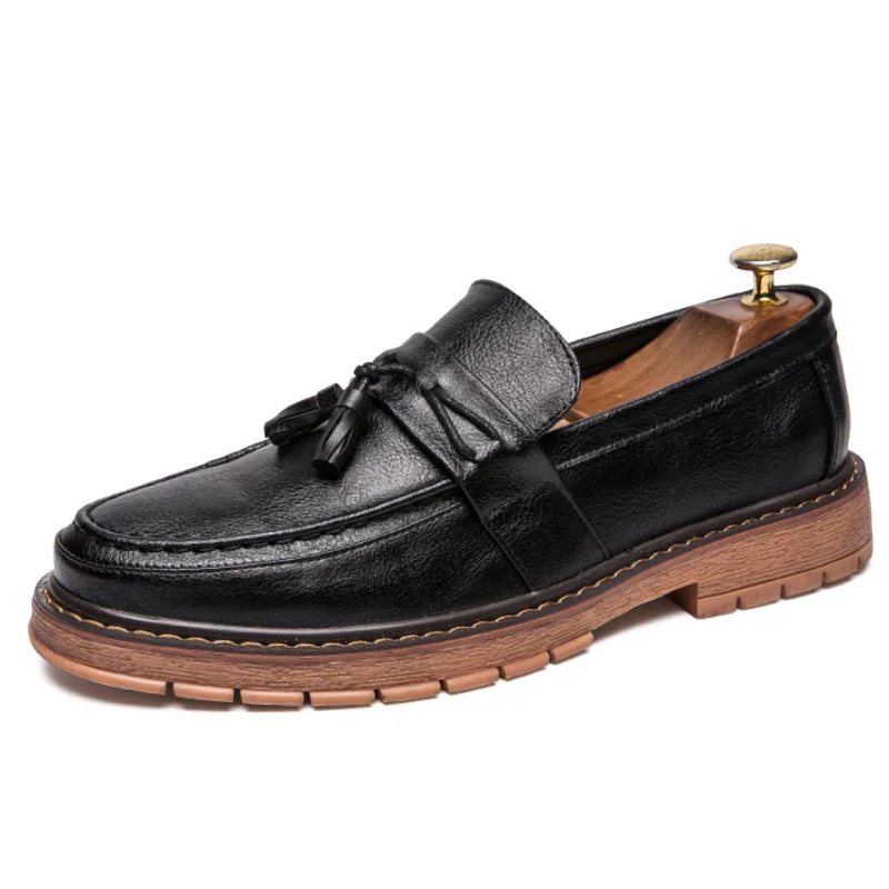 Thick Sole & Fringe Detailing Retro Slip-On Leather Loafers for Men