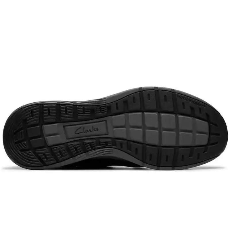 Lightweight, Stylish, All-Day Comfort Men’s Motion Trek EZ Shoes