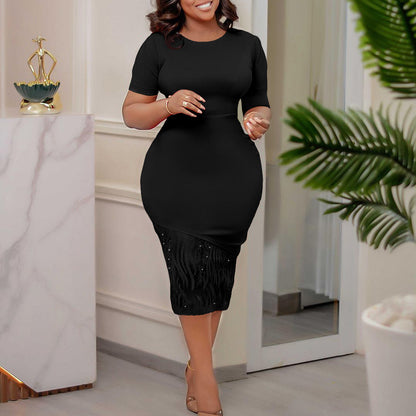 Elegant Lace Detail Pencil Dress