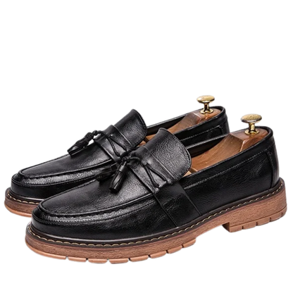 Thick Sole & Fringe Detailing Retro Slip-On Leather Loafers for Men