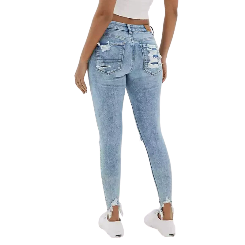 Low-Waist Slim-Fit Distressed Jeans for a Sleek Look