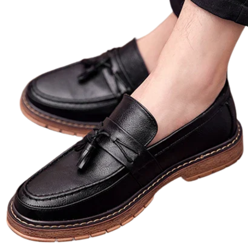 Thick Sole & Fringe Detailing Retro Slip-On Leather Loafers for Men